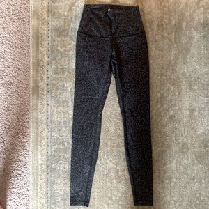 Lululemon print leggings size 6